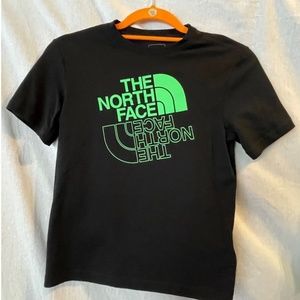 NORTH FACE Black & Green Mirror Logo T-Shirt Youth Size S/P 7/8 NWT